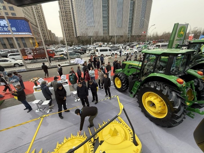 迪尔农机春季展会人气磁王，与您共赴春暖花开 